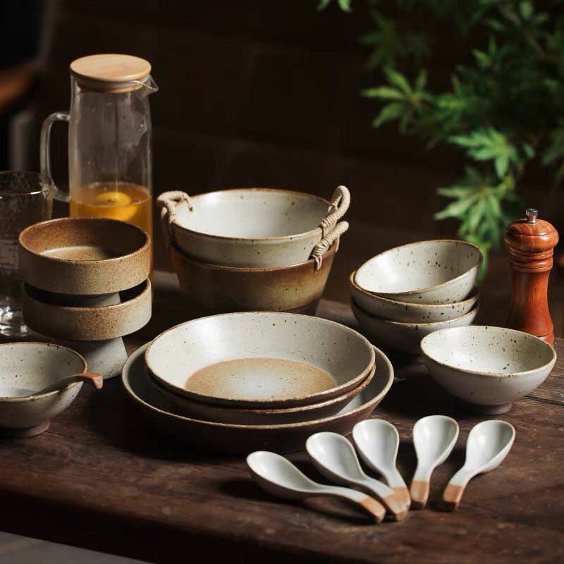 Gohobi Handmade ceramic bowl plate Japanese style tableware